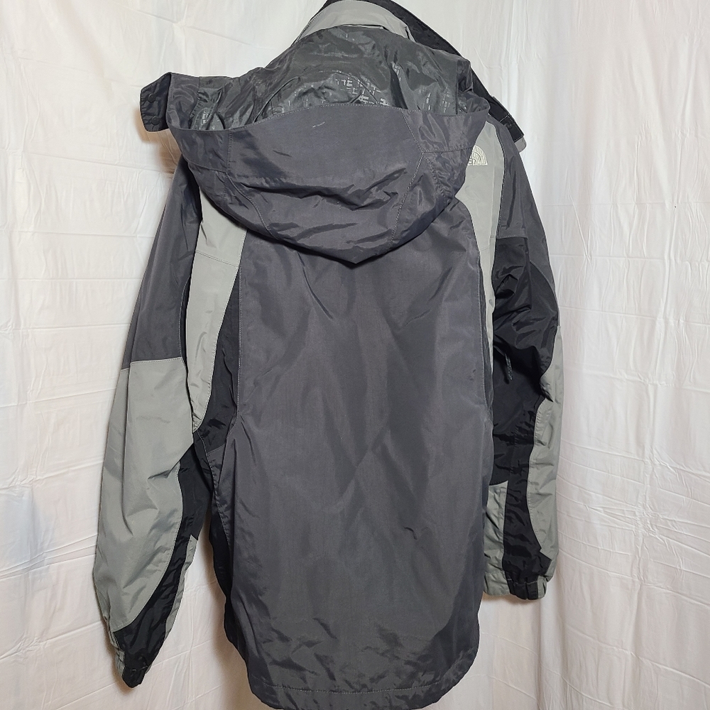 The North Face mens parka - Picture 6 of 8